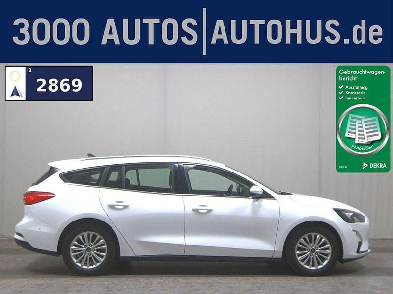 Frost weiss Gebraucht 2020 Ford Focus Titanium Kombi | 10.780 € (Superpreis) - Bild 1/4