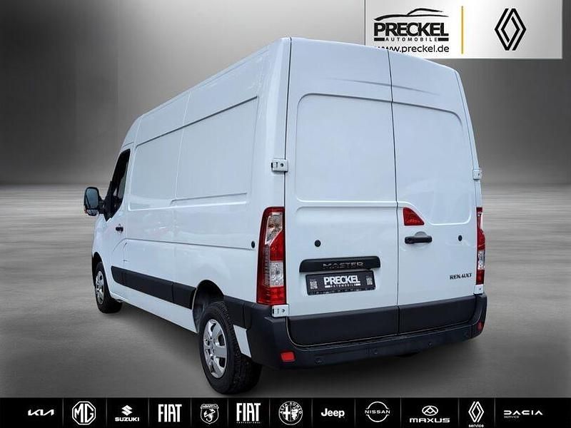 Gebraucht Renault Master Komfort 150 PS (110 kW) 2023 Mineralweiß Van