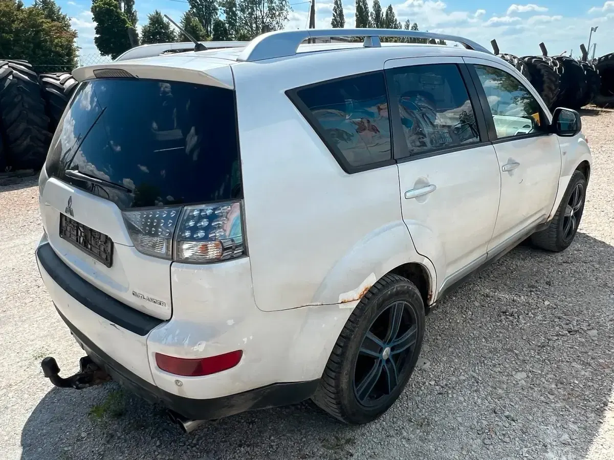 Gebraucht Mitsubishi Outlander 156 PS (114 kW) 2008 Weiß SUV