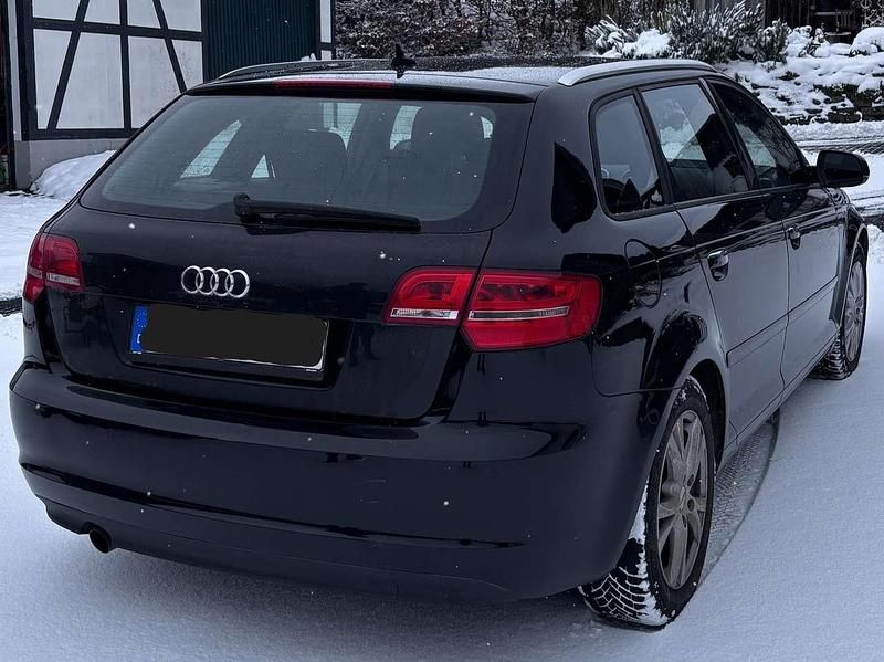 Gebraucht Audi A3 Ambition 105 PS (77 kW) 2011 Schwarz Kombi