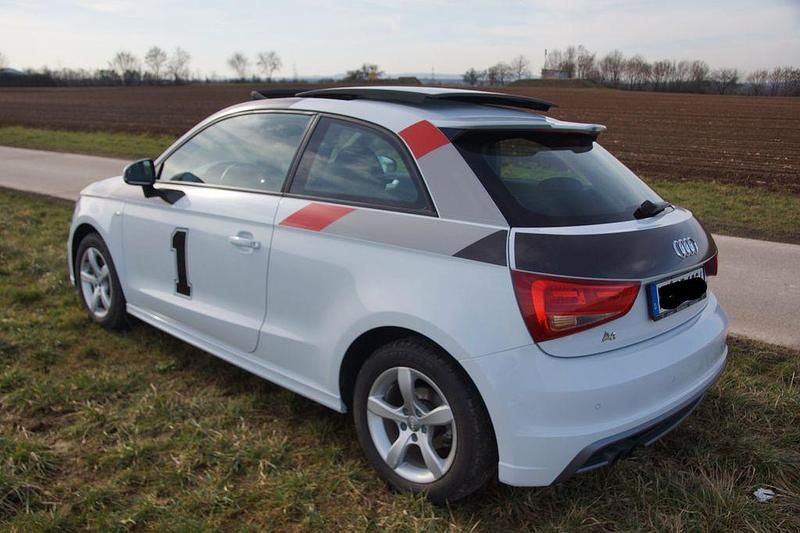 Gebraucht Audi A1 S-Line 185 PS (136 kW) 2012 Weiß Kleinwagen