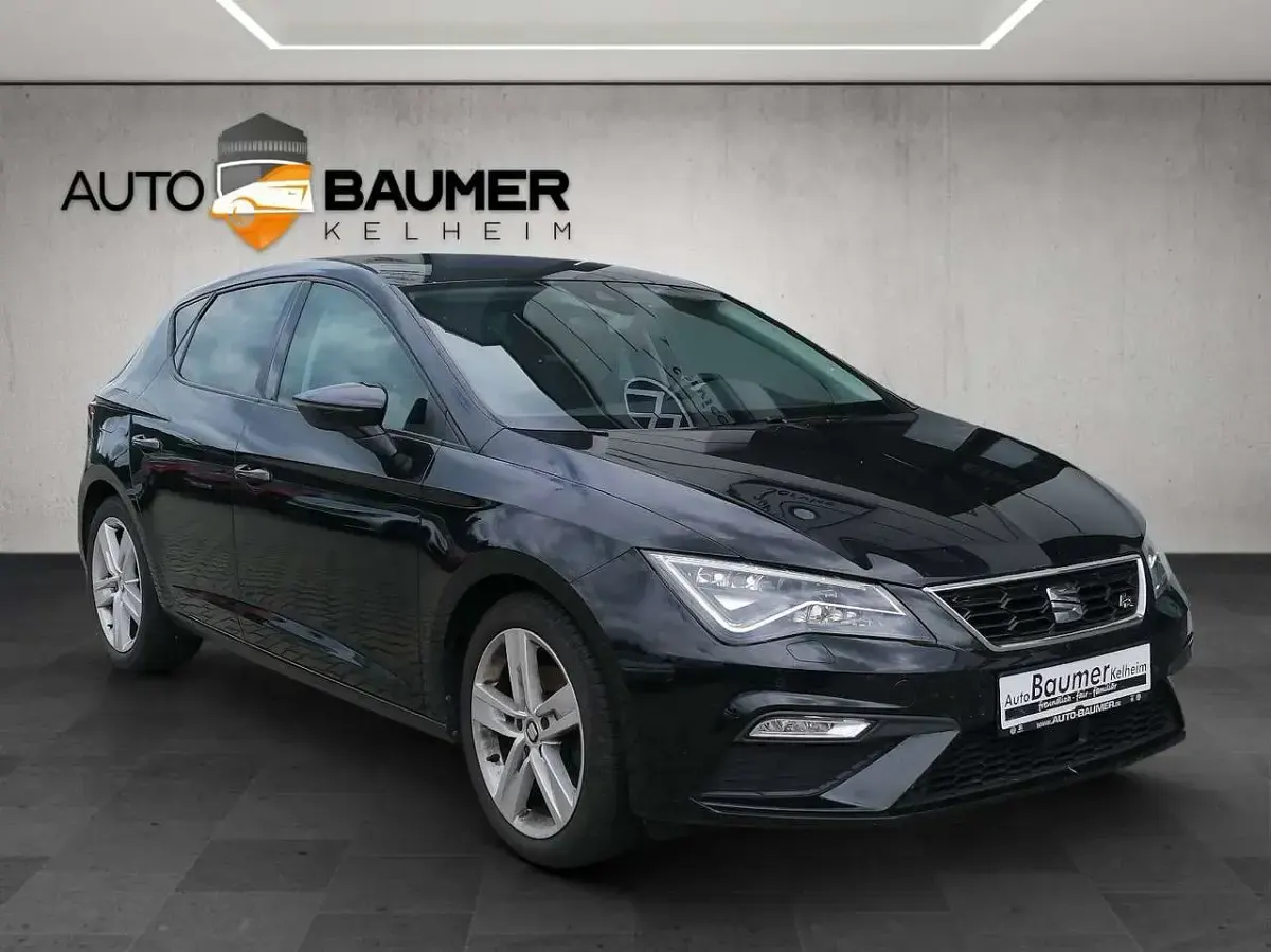 Gebraucht Seat Leon FR 150 PS (110 kW) 2020 Midnight black Limousine