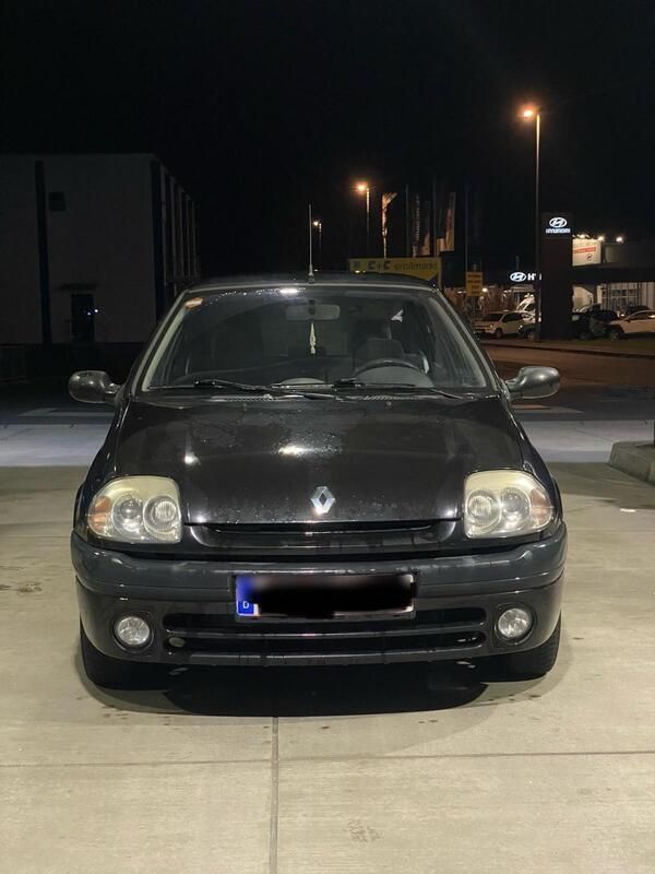 Schwarz Gebraucht 2003 Renault Clio II Kleinwagen | 899 € (Guter Preis) - Bild 1/4