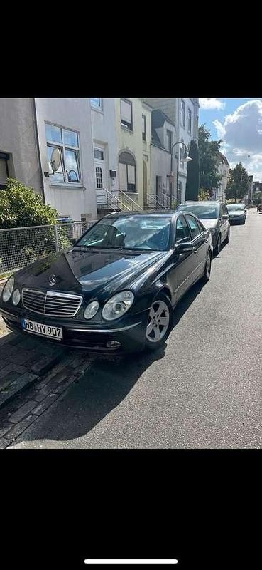 Gebraucht Mercedes E200 Avantgarde 163 PS (119 kW) 2004 Limousine