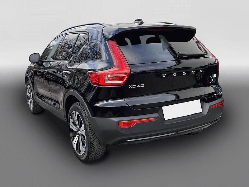 Gebraucht Volvo XC40 Core 169 kW (231 PS) 2022 Schwarz SUV