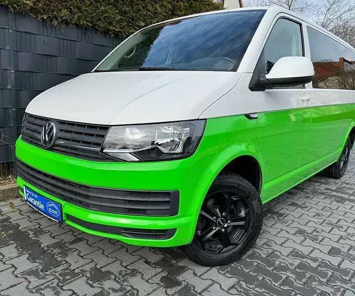 Używany VW Caravelle 102 KM (75 kW) 2019 Zielony Van