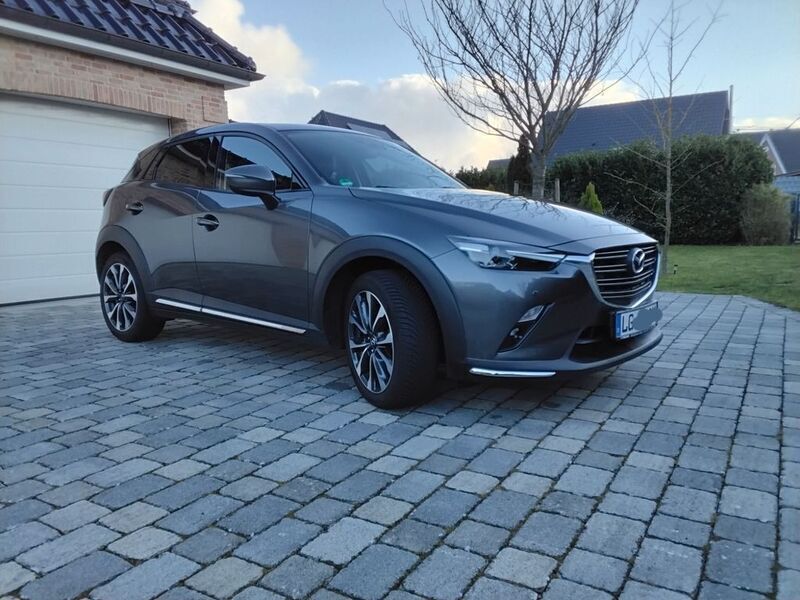 Grau Gebraucht 2019 Mazda CX-3 Sports-Line SUV | 16.500 € (Fairer Preis) - Bild 1/4