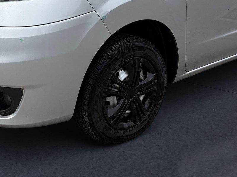 Gebraucht Nissan Evalia Tekna 110 PS (80 kW) 2017 Silver (m) silbermet. Van / Kleinbus