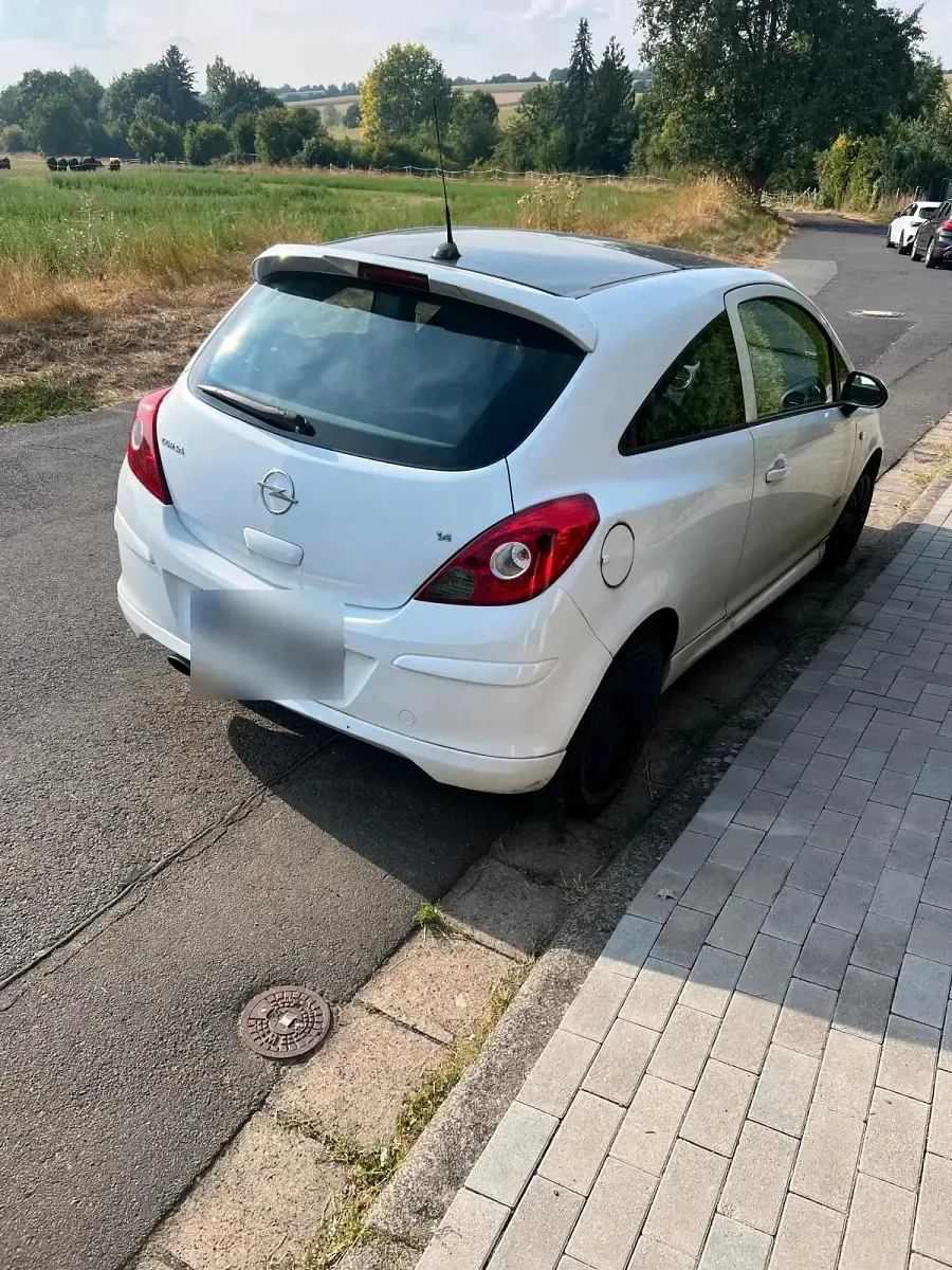 Gebraucht Opel Corsa 90 PS (66 kW) 2006 Weiß Kleinwagen
