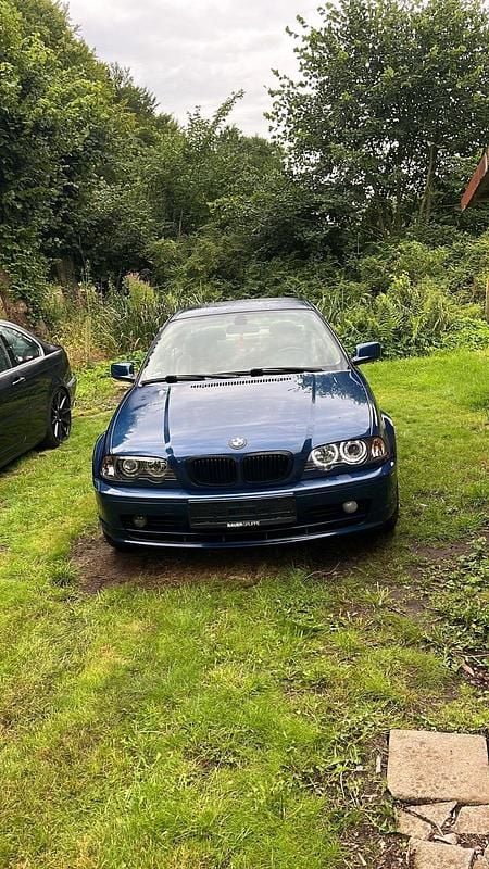 Gebraucht BMW 320 170 PS (125 kW) 2003 Blau Coupé