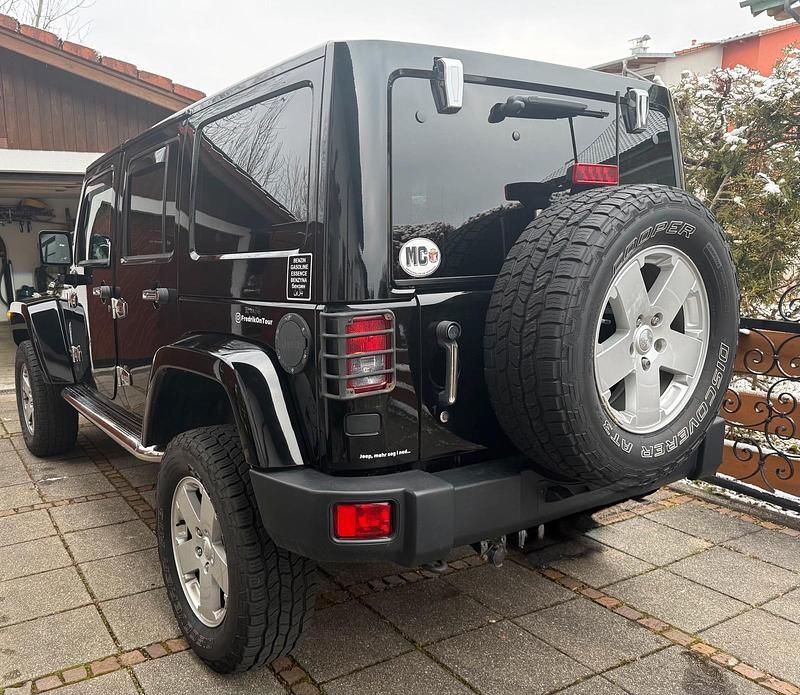 Gebraucht Jeep Wrangler Sahara 284 PS (208 kW) 2012 Schwarz SUV