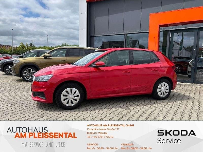 Gebraucht Skoda Fabia Active 80 PS (58 kW) 2022 Velvetrot metallic Limousine