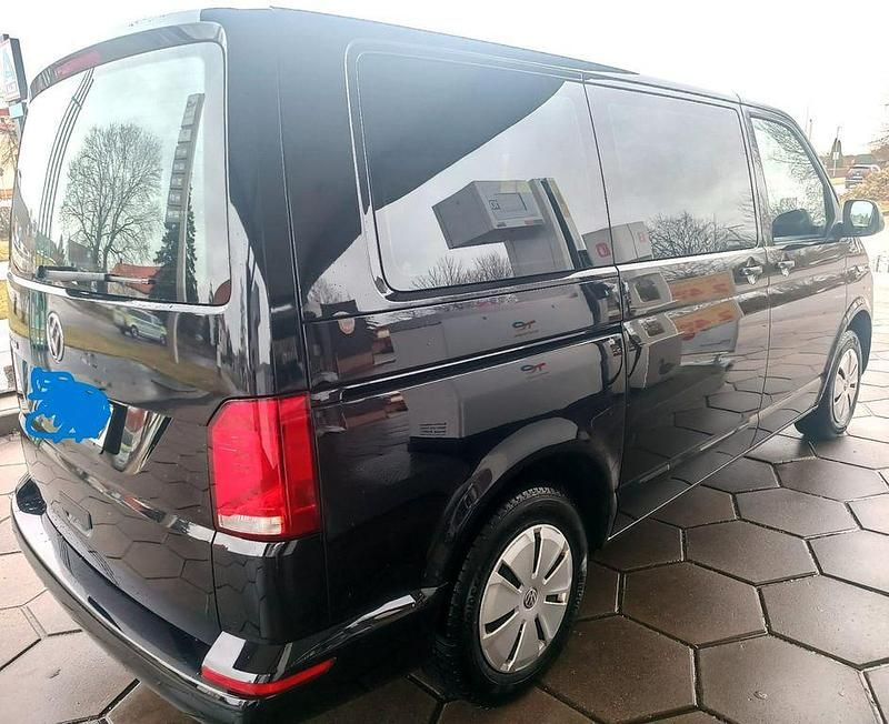 Gebraucht VW Multivan 150 PS (110 kW) 2021 Schwarz Van