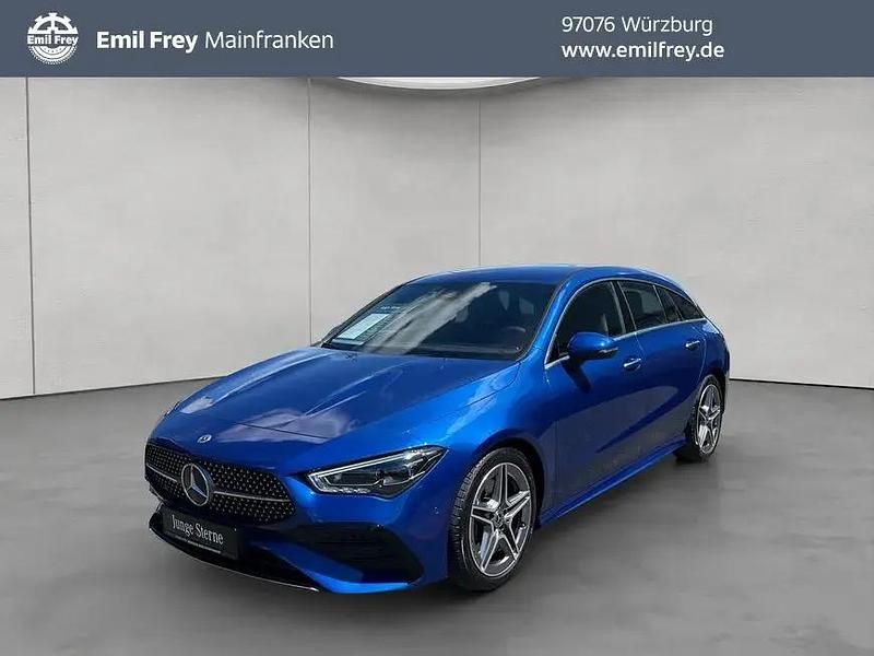 Spektralblau metallic Gebraucht 2024 Mercedes CLA200 Shooting Brake Advanced Plus Kombi | 35.250 € (Teuer) - Bild 1/4