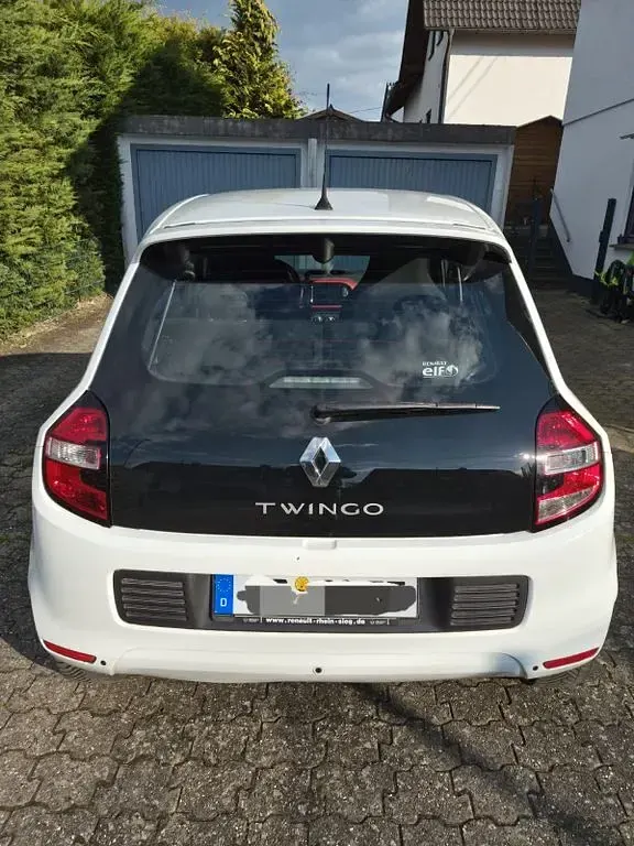 Używany Renault Twingo Experience 90 KM (66 kW) 2016 Biały Hatchback