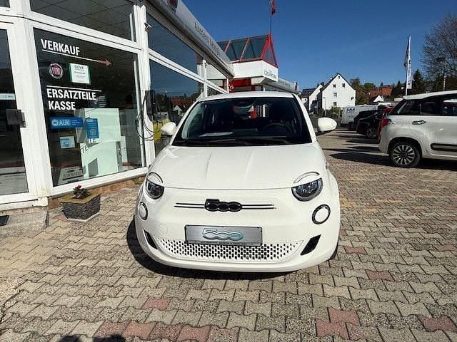 Gebraucht Fiat 500e 86 kW (118 PS) 2023 Weiß