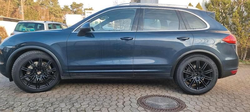 Gebraucht Porsche Cayenne 245 PS (180 kW) 2013 Blau SUV