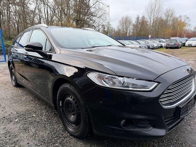 Gebraucht Ford Mondeo 150 PS (110 kW) 2017 Schwarz Kombi