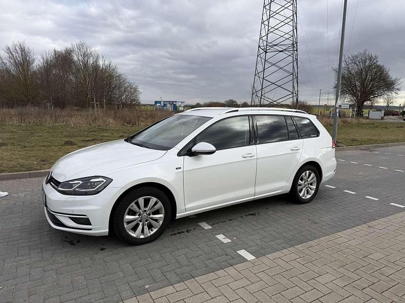 Gebraucht VW Golf VII Join 116 PS (85 kW) 2018 Weiß Kombi