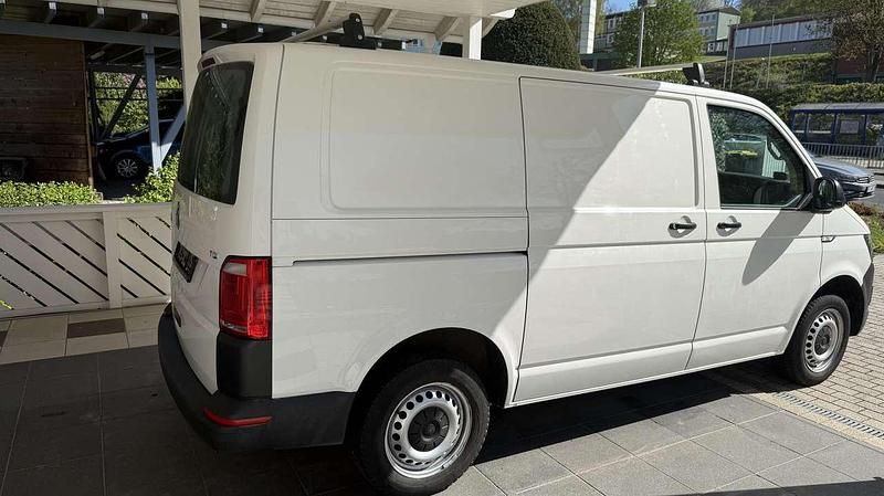Gebraucht VW Transporter 102 PS (75 kW) 2017 Weiß Van