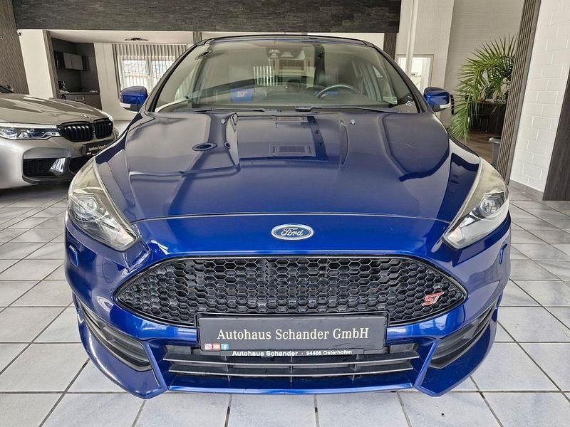 Gebraucht Ford Focus ST 185 PS (136 kW) 2015 Blau Limousine