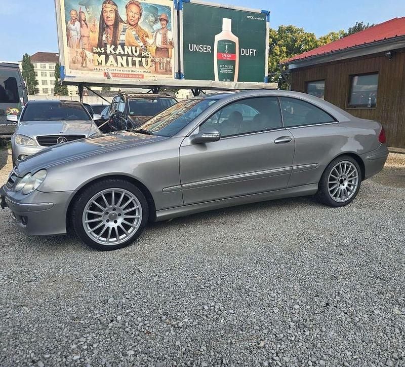 Beige Gebraucht 2008 Mercedes CLK220 Avantgarde Coupé | 5.999 € (Fairer Preis) - Bild 1/4