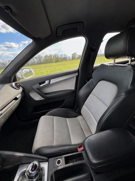 Usata Audi A3 Ambition 140 CV (102 kW) 2012 Argento Utilitaria
