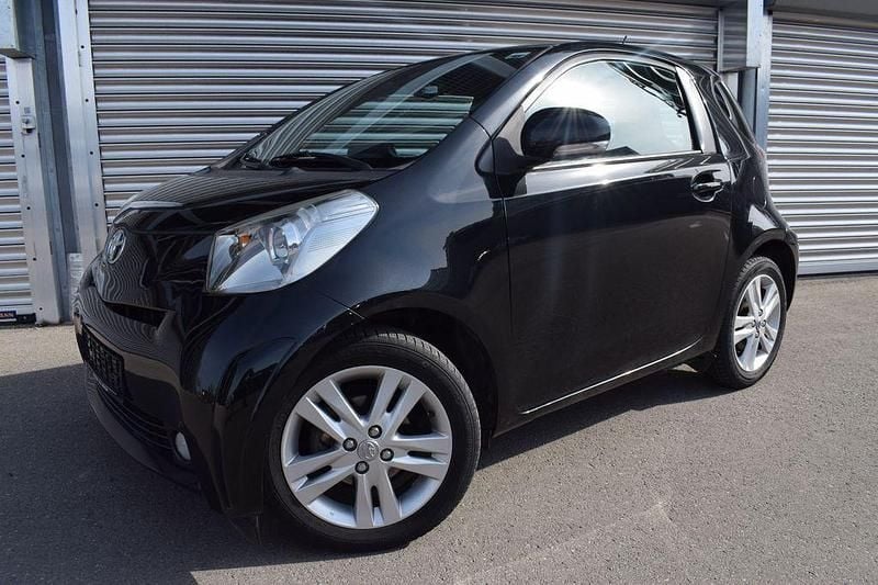 Gebraucht Toyota iQ 98 PS (72 kW) 2009 Schwarz Kleinwagen