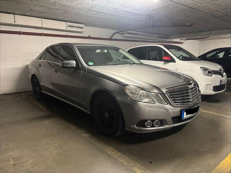 Gebraucht Mercedes E300 231 PS (169 kW) 2010 Grau Limousine