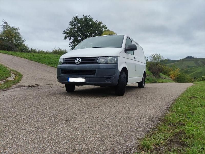 Weiß Gebraucht 2012 VW T5 Van | 12.500 € - Bild 1/4