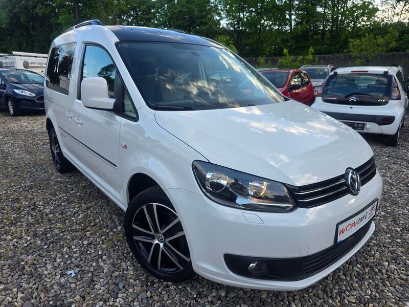 Weiß Gebraucht 2012 VW Caddy Edition Van / Kleinbus | 11.500 € (Teuer) - Bild 1/4