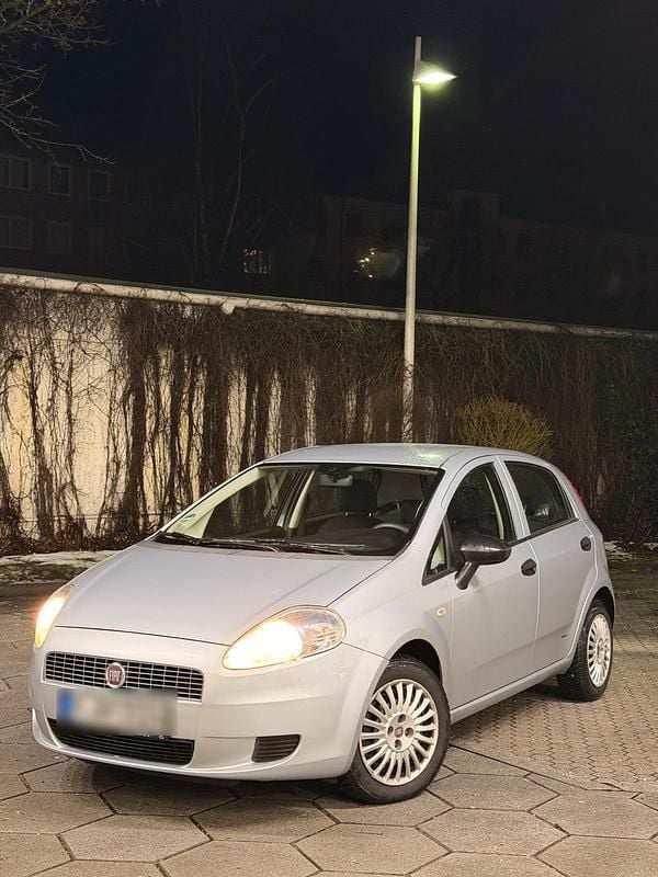 Gebraucht Fiat Punto 77 PS (56 kW) 2008 Silber Kleinwagen