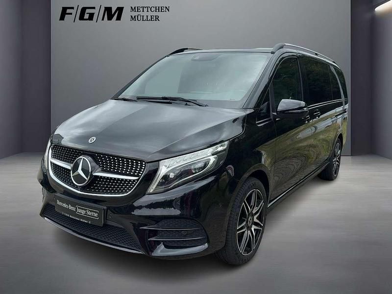 Obsidianschwarz metallic Gebraucht 2021 Mercedes V300 Avantgarde Edition Van / Kleinbus | 54.770 € (Fairer Preis) - Bild 1/4