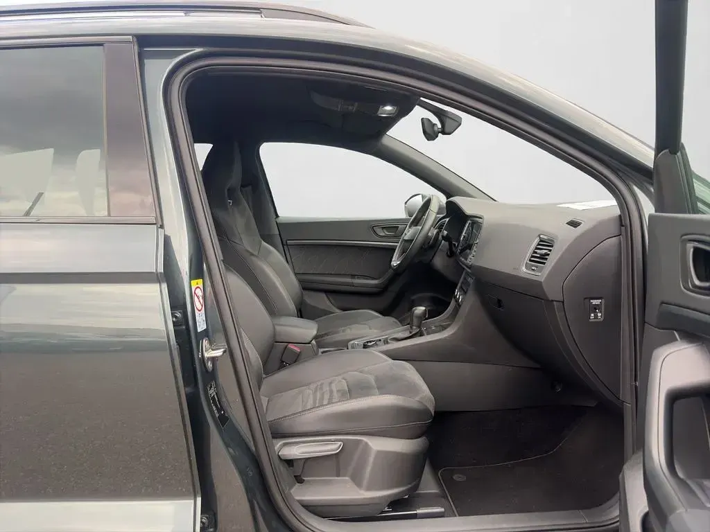 Gebraucht Cupra Ateca VZ 301 PS (221 kW) 2022 Dark camouflage metallic (metallic) SUV