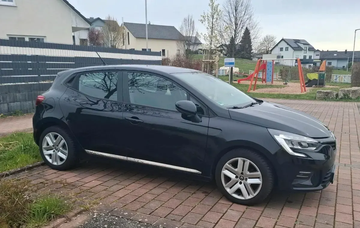 Gebraucht Renault Clio V Experience 101 PS (74 kW) 2019 Schwarz Kleinwagen