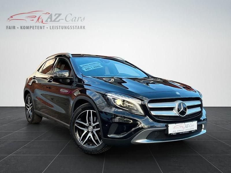 Schwarz Gebraucht 2014 Mercedes GLA250 SUV | 18.999 € (Fairer Preis) - Bild 1/4