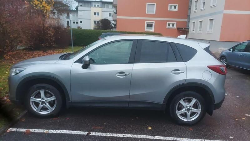 Grau Gebraucht 2015 Mazda CX-5 Center-Line SUV | 12.500 € (Etwas zu teuer) - Bild 1/4