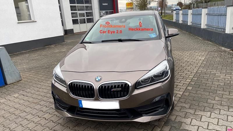 Beige Gebraucht 2018 BMW 220 Active Tourer Advantage Van / Kleinbus | 20.000 € (Fairer Preis) - Bild 1/4