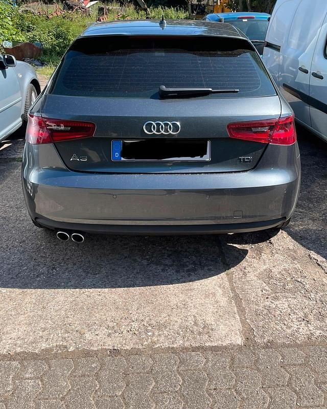 Gebraucht Audi A3 S-Line 150 PS (110 kW) 2013 Grau Coupé