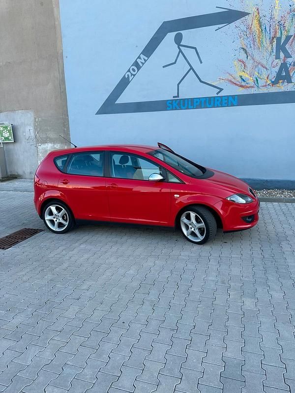Gebraucht Seat Altea 140 PS (102 kW) 2006 Rot Van / Kleinbus