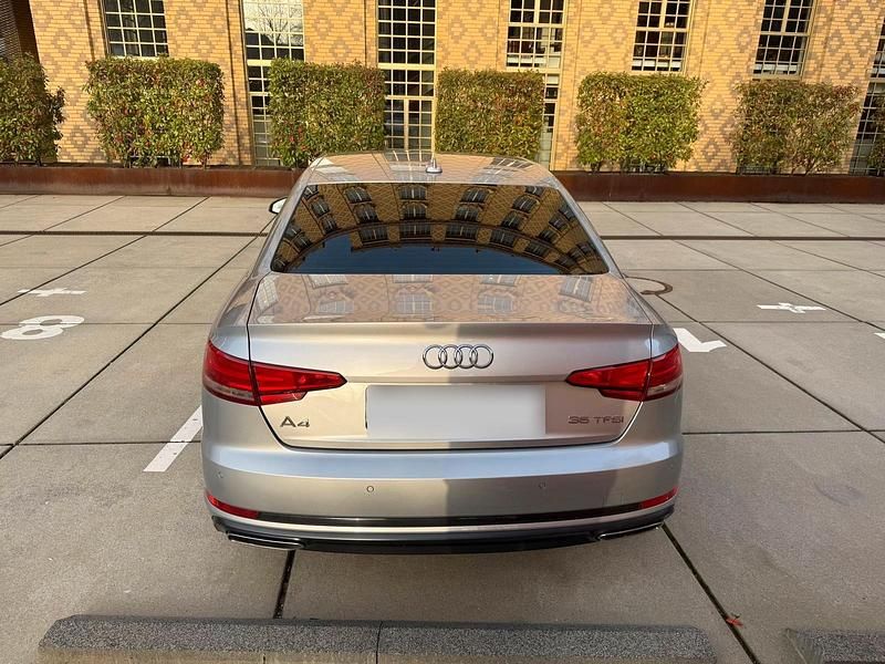 Gebraucht Audi A4 Design 150 PS (110 kW) 2019 Silber Limousine