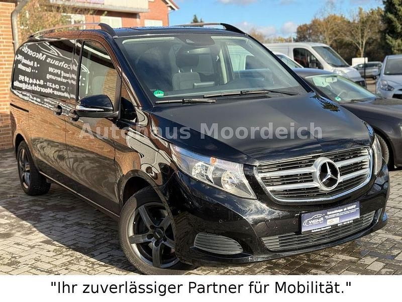 Gebraucht Mercedes V220 Edition 163 PS (119 kW) 2015 Schwarz Van / Kleinbus