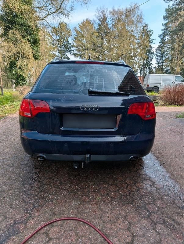 Usata Audi A4 163 CV (119 kW) 2004 Blu Station wagon