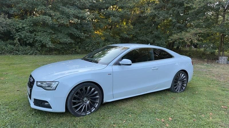Weiß Gebraucht 2012 Audi A5 S-Line Coupé | 7.999 € (Fairer Preis) - Bild 1/4