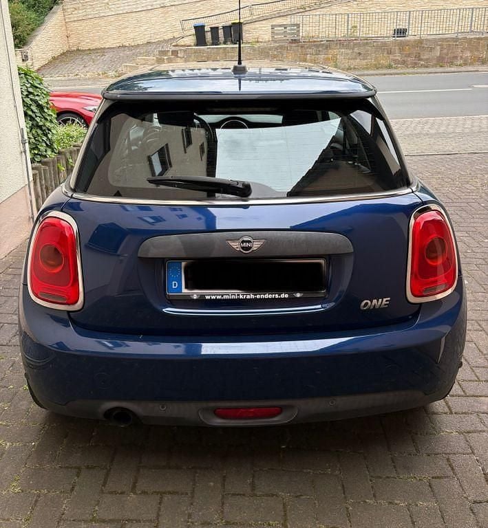 Gebraucht Mini ONE 75 PS (55 kW) 2016 Blau Kleinwagen