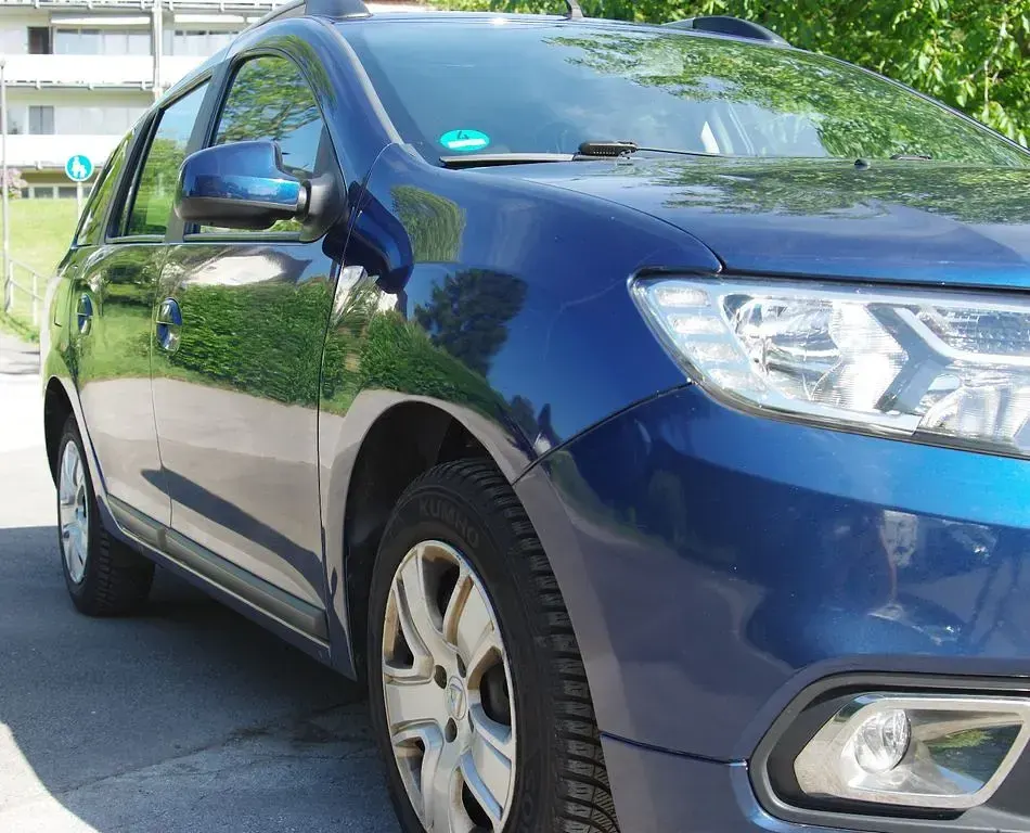 Gebraucht Dacia Logan MCV Comfort 73 PS (53 kW) 2018 Blau Limousine