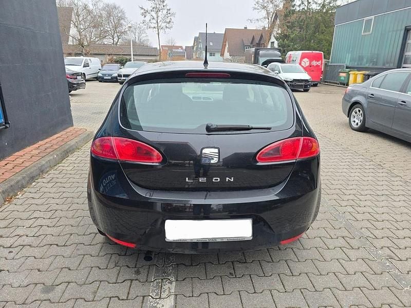 Gebraucht Seat Leon Reference 102 PS (75 kW) 2009 Schwarz Kleinwagen