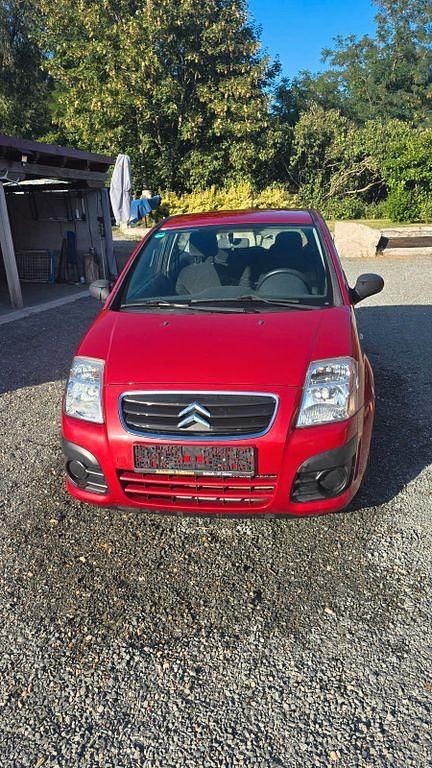 Rot Gebraucht 2009 Citroën C2 Tonic Kleinwagen | 1.450 € (Guter Preis) - Bild 1/4