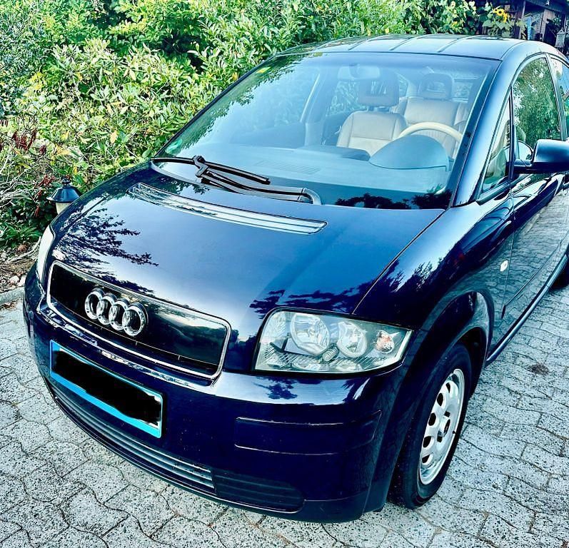 Blau Gebraucht 2001 Audi A2 Kleinwagen | 3.300 € (Superpreis) - Bild 1/4