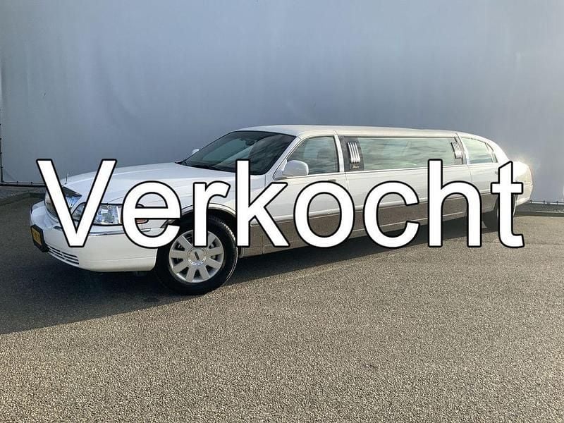 Gebraucht Lincoln Town Car 204 PS (150 kW) 2003 Weiß Limousine